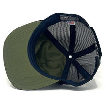 画像をギャラリービューアに読み込む, 【THE AMPAL CREATIVE】Dice Magazine SPARK Black Trucker - Snapback