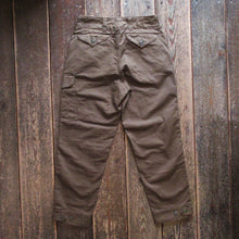 画像をギャラリービューアに読み込む, 【FREEWHEELERS/フリーホイーラーズ】“AVIATORS’ TROUSERS” DARK OLIVE