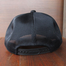 画像をギャラリービューアに読み込む, 【FREEWHEELERS/フリーホイーラーズ】“CUSTOM SPECIALTIES” SNAPBACK MESH TRUCKER CAP