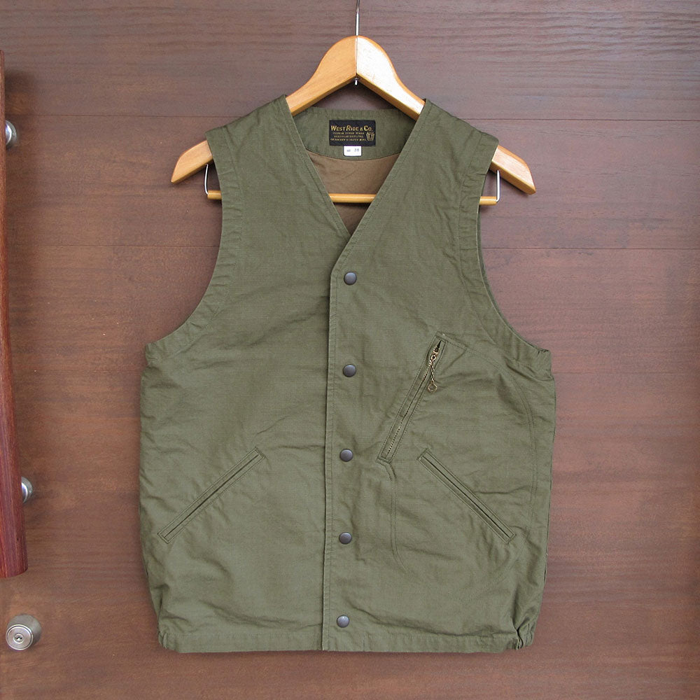 Adventure Vest 