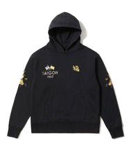 画像をギャラリービューアに読み込む, 【TAILOR TOYO/テーラー東洋】SUKA HOODED PARKA EMBROIDERED “VIET-NAM”
