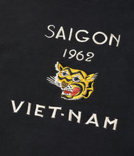 画像をギャラリービューアに読み込む, 【TAILOR TOYO/テーラー東洋】SUKA HOODED PARKA EMBROIDERED “VIET-NAM”
