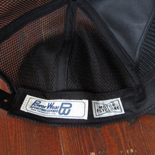 画像をギャラリービューアに読み込む, 【FREEWHEELERS/フリーホイーラーズ】“CUSTOM SPECIALTIES” SNAPBACK MESH TRUCKER CAP
