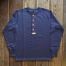 画像をギャラリービューアに読み込む, 【FREEWHEELERS/フリーホイーラーズ】“HENLEY NECKED” LONG SLEEVE SHIRT DRY NAVY

