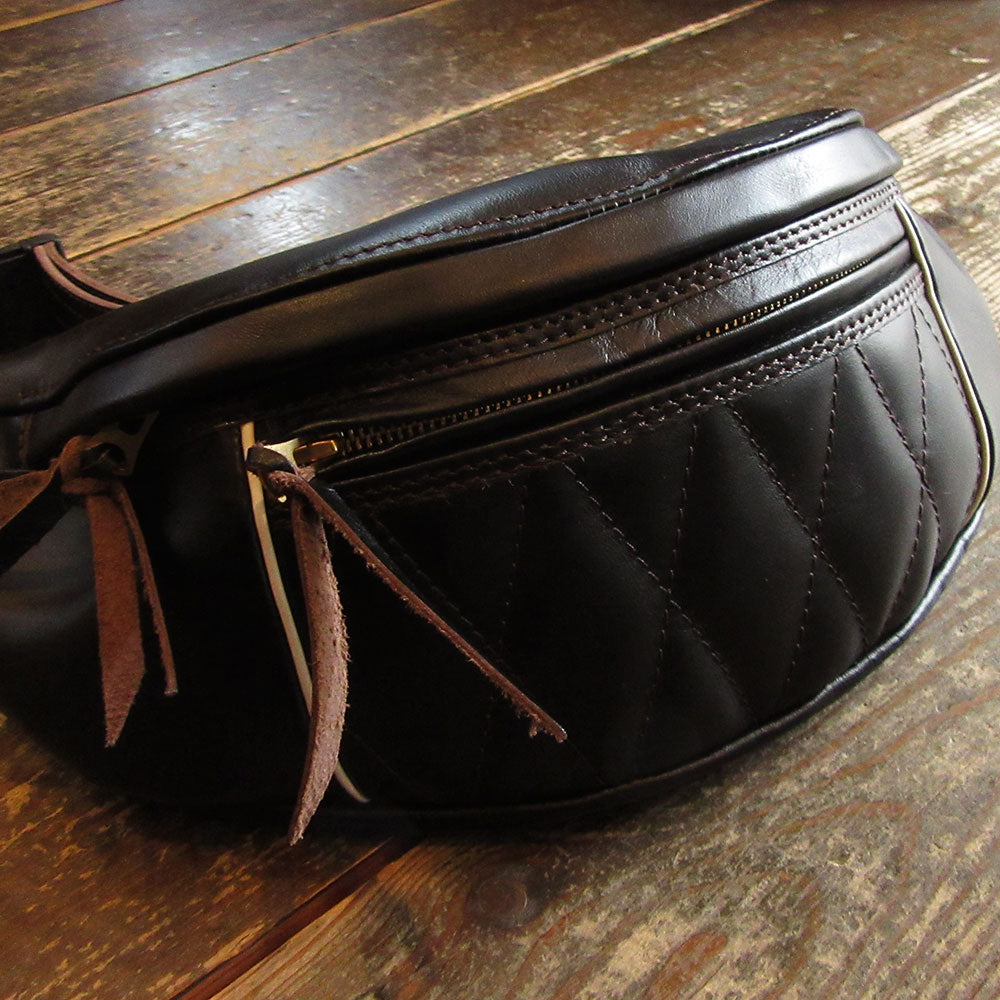 WEST RIDE ブラックレザーキルティングウエストポーチ 楽天市場】WESTRIDE(ウエストライド)RIDING SHOULDER BAG ブラック