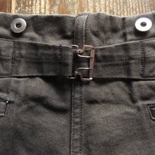 画像をギャラリービューアに読み込む, 【FREEWHEELERS/フリーホイーラーズ】“STEVEDORE” TROUSERS YARN-DYED INK BLACK
