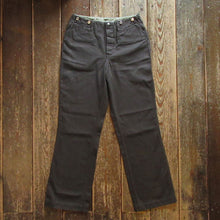 画像をギャラリービューアに読み込む, 【FREEWHEELERS/フリーホイーラーズ】“STEVEDORE” TROUSERS YARN-DYED INK BLACK
